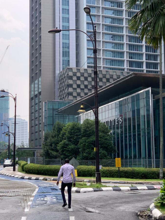 เดอะแพลตินัม สวีท เคแอลซีซี บาย ฮอลลีวูด Apartment กัวลาลัมเปอร์ ภายนอก รูปภาพ
